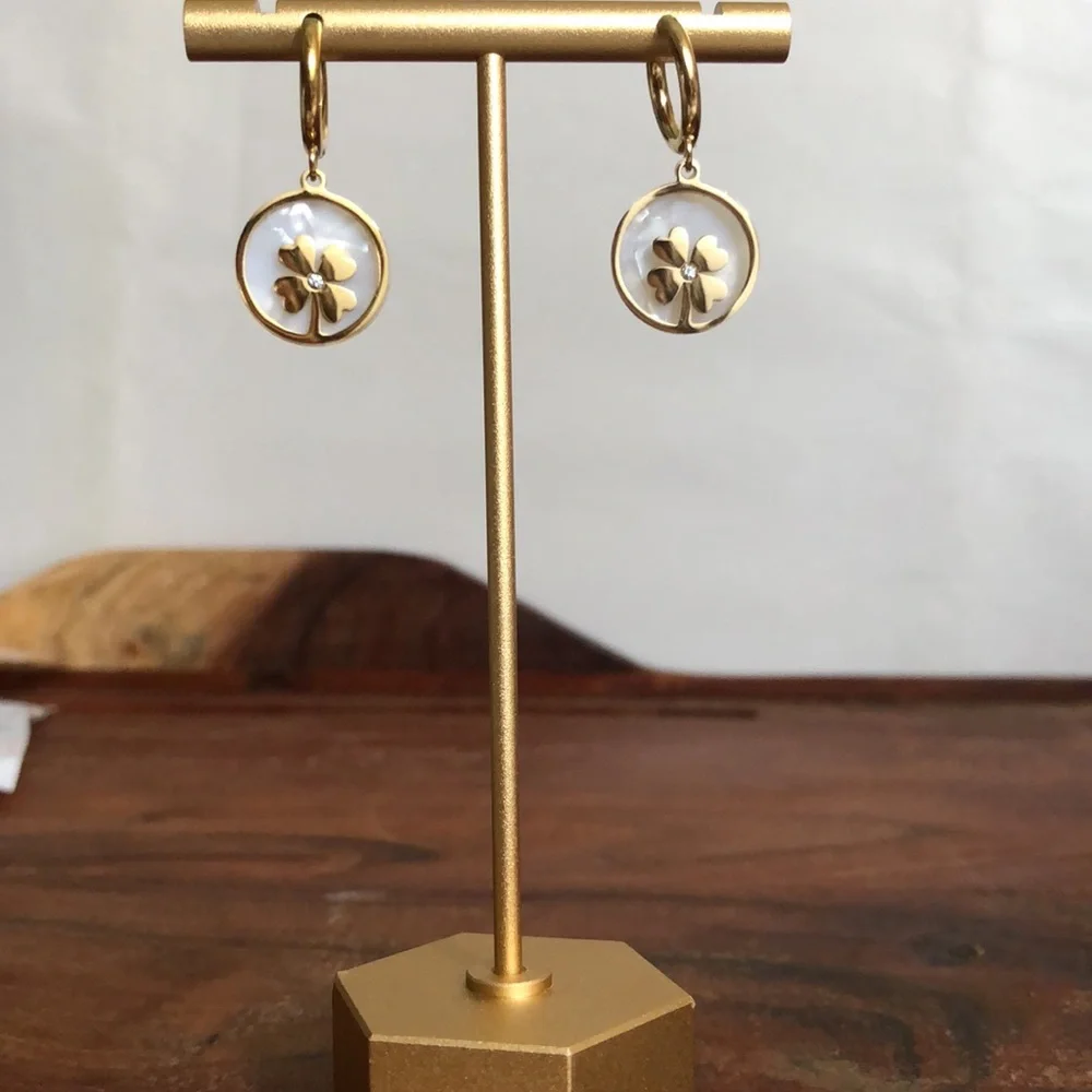 New gold-plated titanium steel four-leaf clover drop earrings women’s jewelry